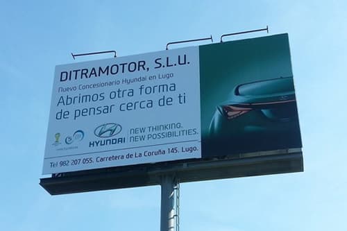 Carteles publicitarios